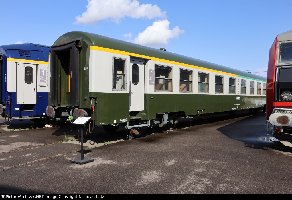 SNCF Passenger Car